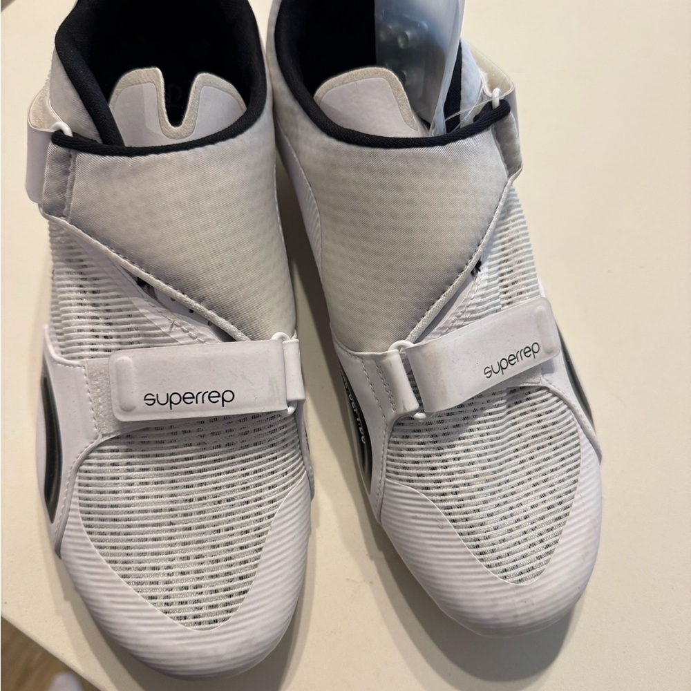 Nike White and Black SuperRep Women’s Spin shoes NWT Size 8.5